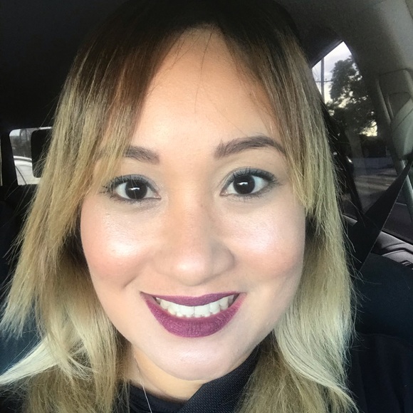 Meet your Posher, Katherine - Picture 1 of 1